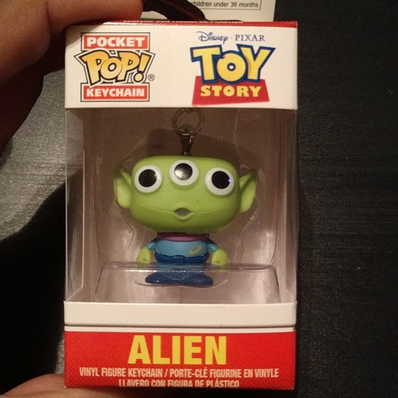 alien funko pop keychain